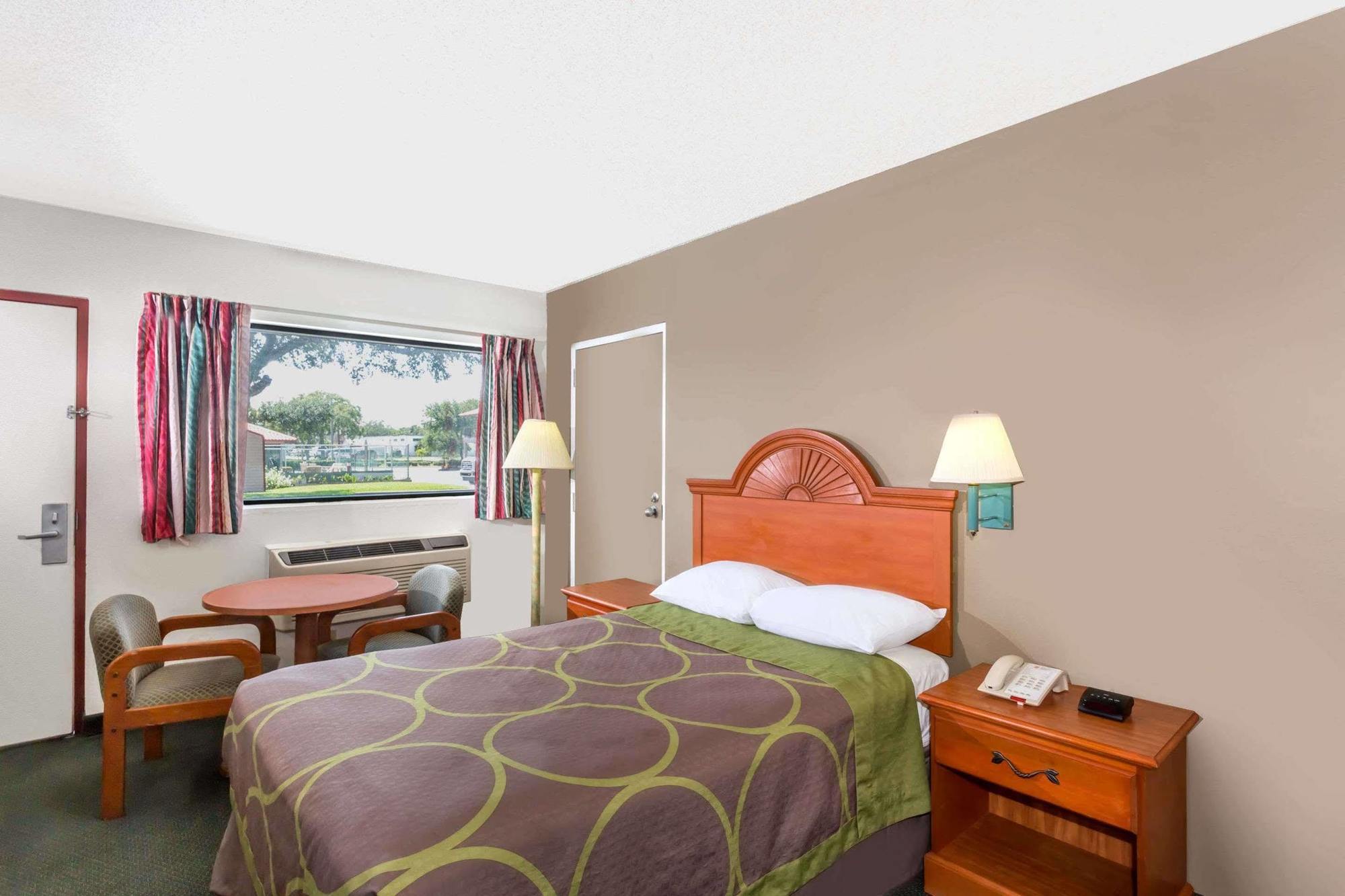 Redfinn Inn Форт Пирс Экстерьер фото